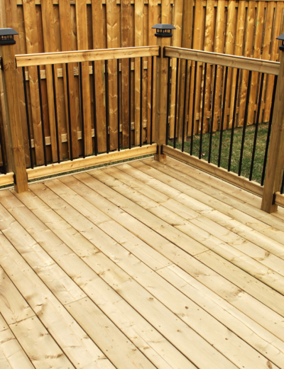 deck-railing-cast-iron-rails